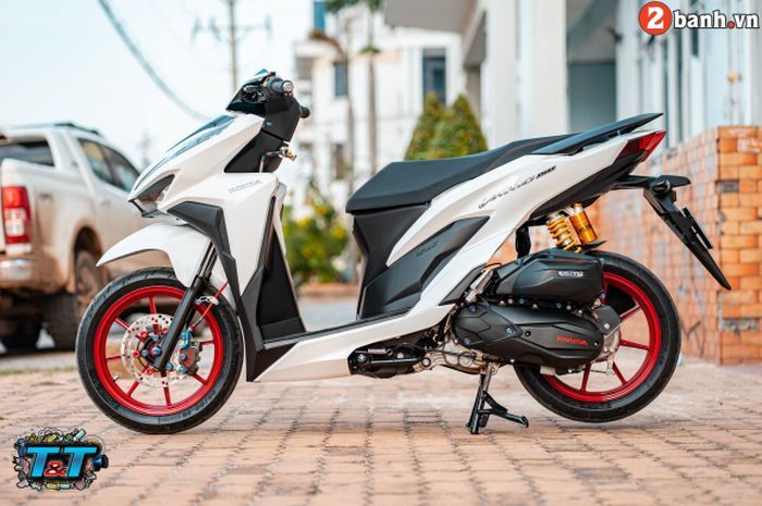 Modifikasi Vario Warna Putih. Modifikasi Honda Vario 150, Si Putih Elegan dengan Kaki-Kaki