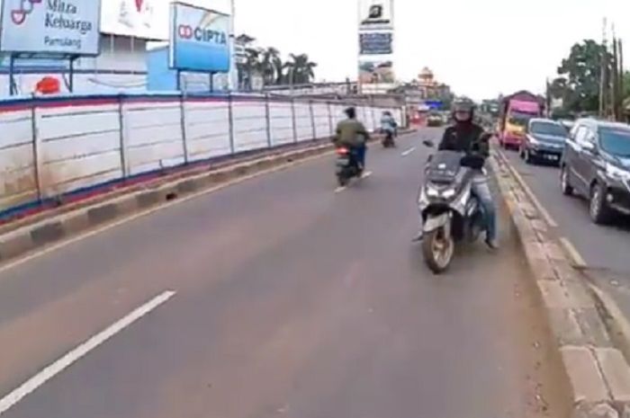 Yamaha Aerox Vs Nmax. Viral, Adu Ngotot Yamaha Aerox VS NMAX Ngaco, Endingnya Bikin