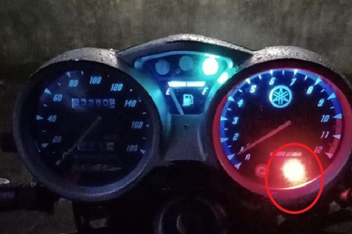 Arti Lampu Indikator Pada New Vixion. Lampu Merah Spidometer Yamaha V-ixion Nyala Saat Perjalanan