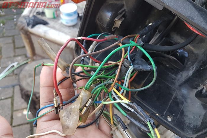Kabel Stater Beat Karbu. Arti Warna Kabel Motor Honda BeAT, Simak Fungsi Dan