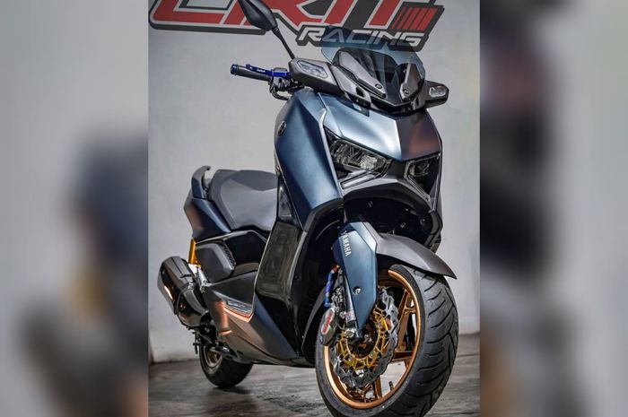 Modifikasi Yamaha Xmax. Modifikasi Motor Yamaha XMAX 2023, dari Bawaan Dealer Jadi