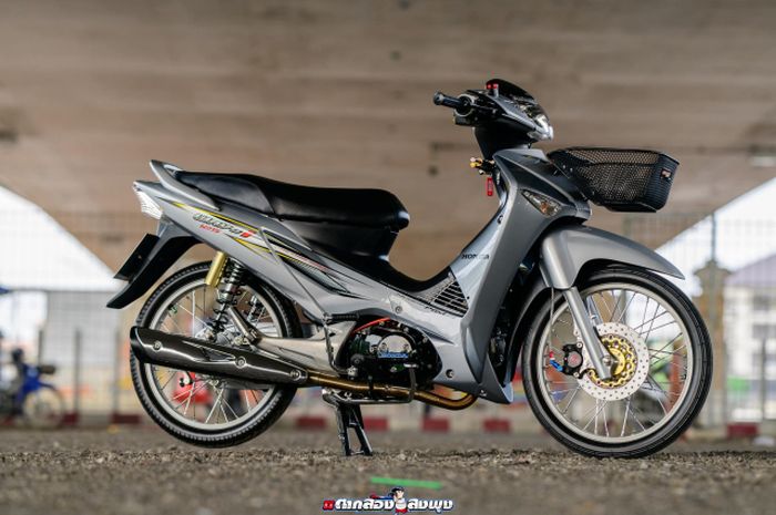 Modifikasi Supra Thailand. Supra Bapak Hedon, Modifikasi Motor Honda Supra X 125 Lawas