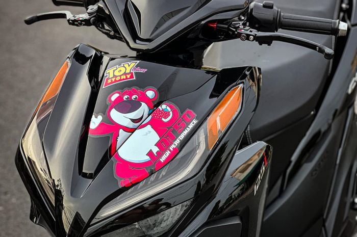Vario 125 Jari Jari. Modifikasi Motor Honda Vario 125, Tema Hitam Plus Pelek Jari-Jari