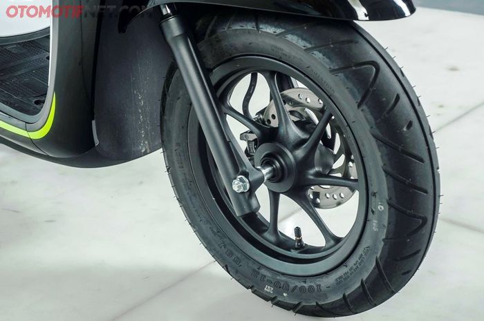 Ban Scoopy Ring 12. Pilihan Ban Motor Murah Untuk Ring 12, Cocok Buat Honda Scoopy