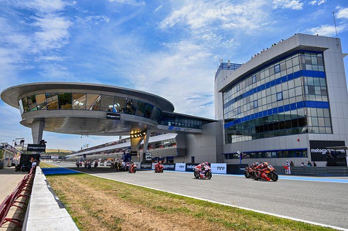 Apa Itu Paddock. Jadi Tahu Apakah Itu Paddock, Box, Pit Dan Pit Lane Di MotoGP