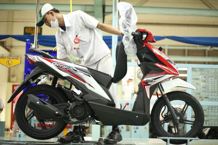 Bolehkah Motor Matic Baru Buat Boncengan. Motor Baru Ternyata Sudah Tidak Perlu Inreyen Bro, Begini