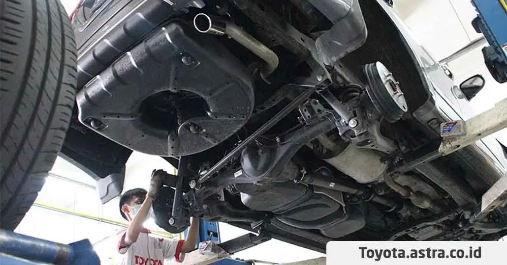 Selang Hawa Mobil. 13 Komponen Tangki Bahan Bakar Mobil yang Penting Diketahui