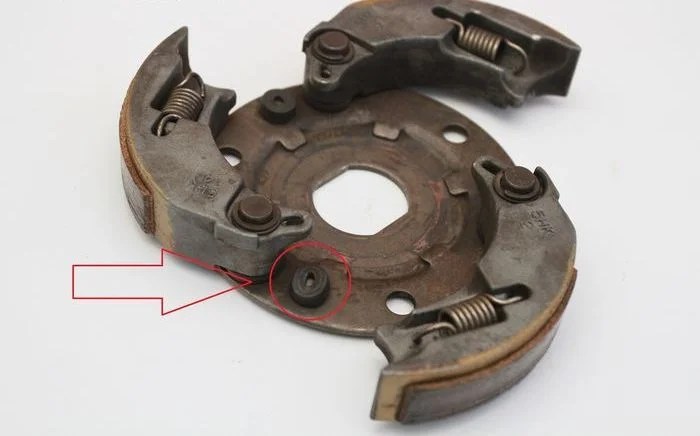Fungsi Karet Kopling. Ada Getaran di CVT Motor Matik? Coba Cek si Kecil ini