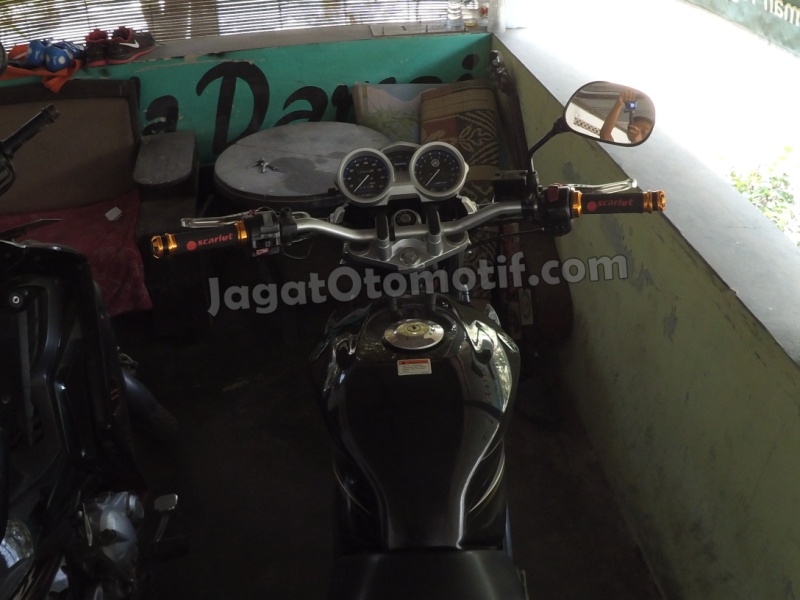 Stang Yang Cocok Untuk Vixion. Vixion Pakai Stang Byson Agar Lebih Keren dan Gagah