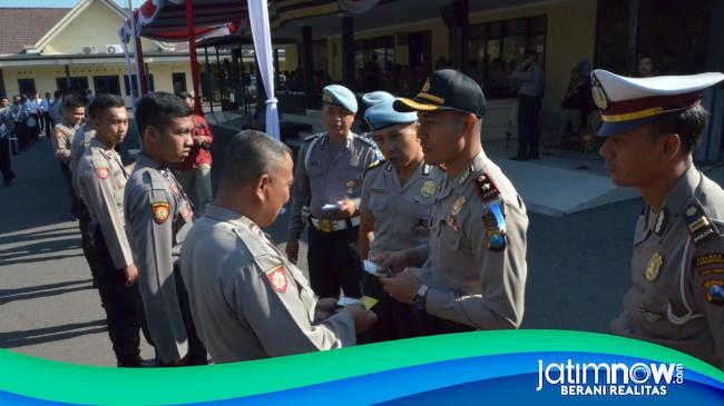 Titik Razia Zebra Hari Ini 2018. Kilas Berita Hot: Polisi Razia Polisi hingga Operasi Zebra 2018