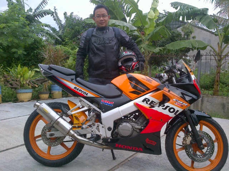 Konsumsi Bbm Cbr 150 Old. Review CBR 150 Karbu 2004 Repsol Edition