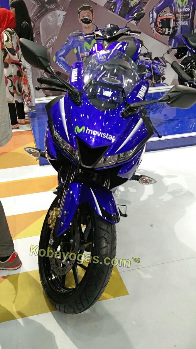 R15 All New 2017. Penampakan Yamaha All New YZF-R15 Movistar MotoGP 2017