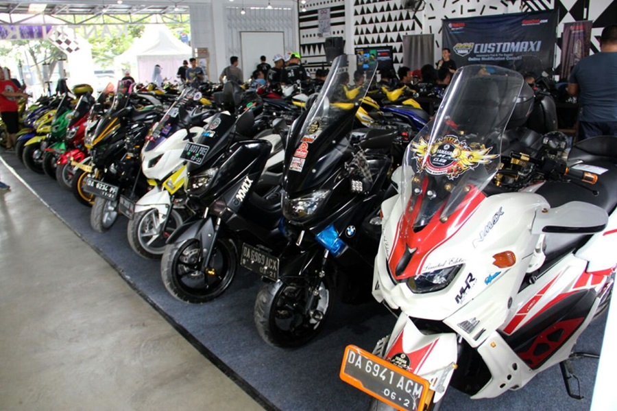 Nmax Modif Xmax. Pemenang Semifinal CustoMaxi Yamaha, Modifikasi XMax, Aerox