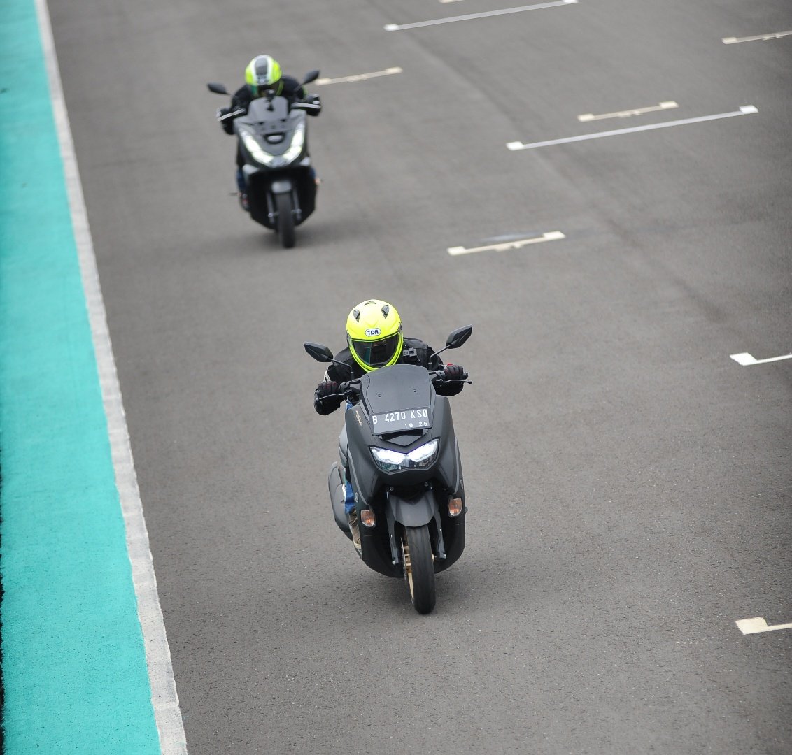 Top Speed Nmax. Terungkap Fakta Top Speed All New NMax Dari Stop [Drag Test Vs