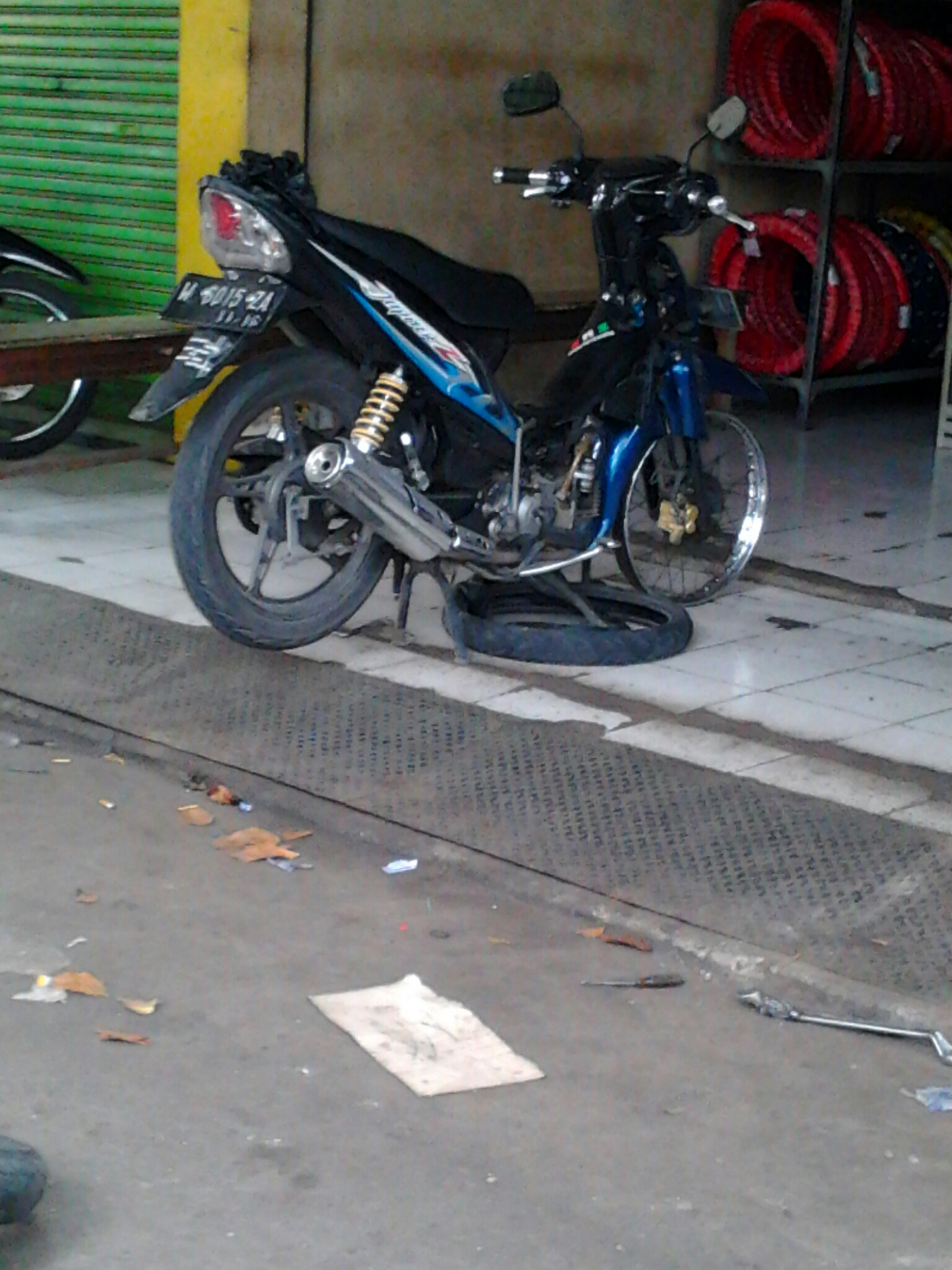 Ukuran Ban Jupiter Z1. Ukuran Ban Jupiter Z