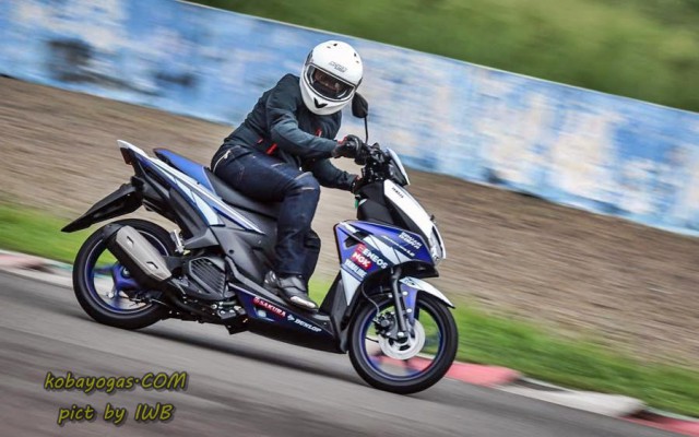 Aerox 125 Vs Vario 125. Yamaha Aerox Unggul Dari New Vario 125 Di Power to Weight