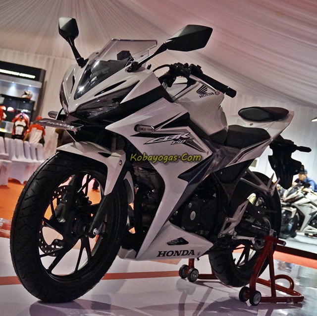 Arti Avg Di Speedometer. Mengenal Fitur Speedometer All New CBR150R Facelift, Kini Ada