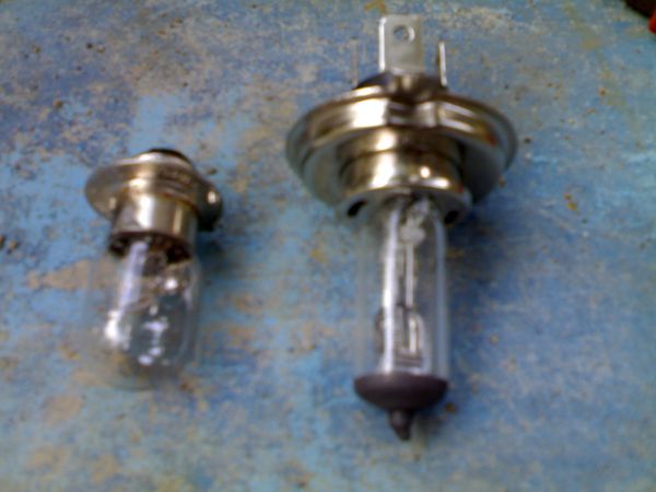 Cara Pasang Lampu H4 Di Motor. Modifikasi: Bohlam H4 bersoket H6