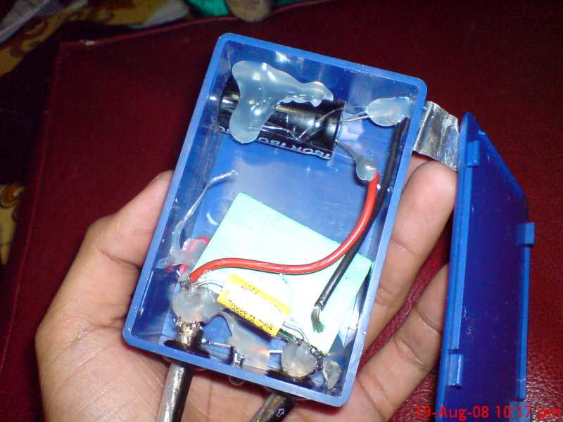 Skema Voltage Stabilizer Mobil. Voltage stabilizer bisa tidak berguna dan ada yang berbahaya dan