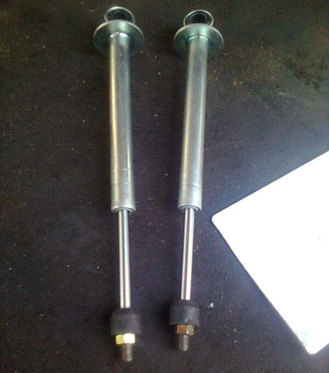 Shock Belakang Beat Yang Bagus. Pengalaman ganti part subtitusi untuk shock belakang Honda Beat