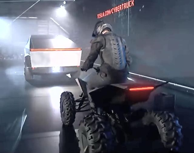 Cara Membuat Motor Atv. Banyak yang kaget ketika Tesla pamer motor listrik ATV saat