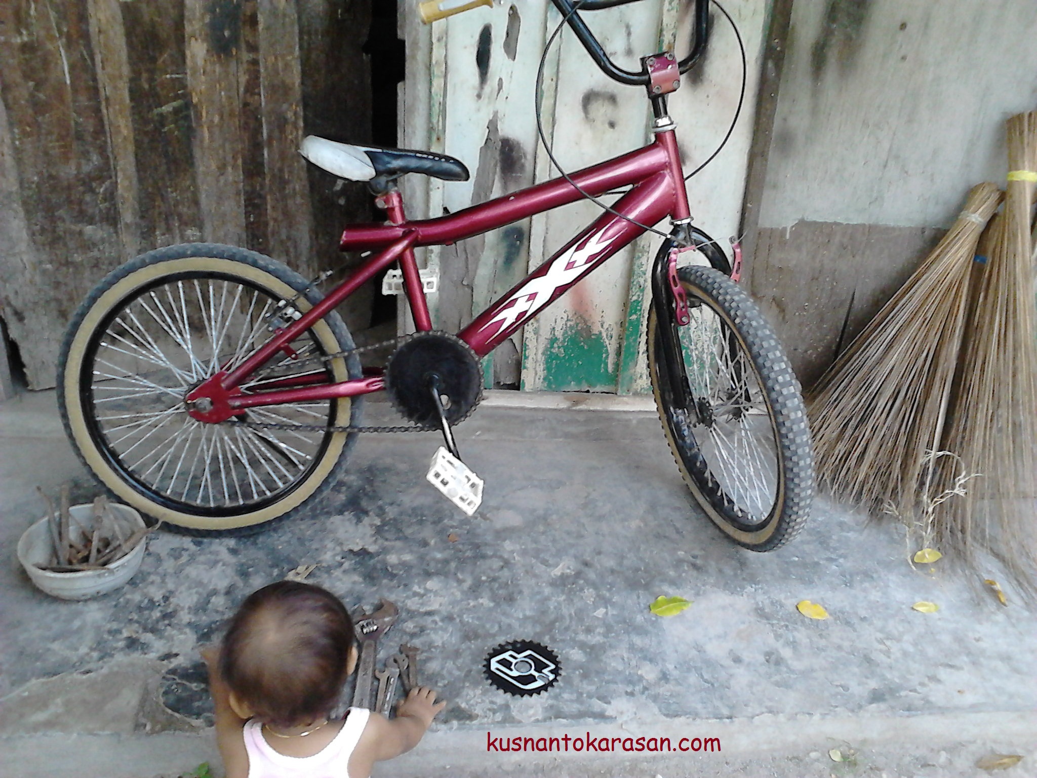 Cara Melepas Crank Sepeda. Cara Ganti Gear Depan Sepeda BMX Ke Ukuran Lebih Kecil