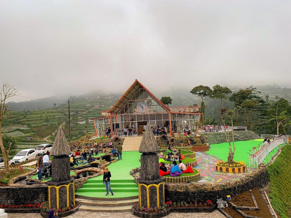 Negeri Diatas Awan Magelang. Jelajah Negeri Kahyangan, Wisata Kekinian di Atas Awan Magelang