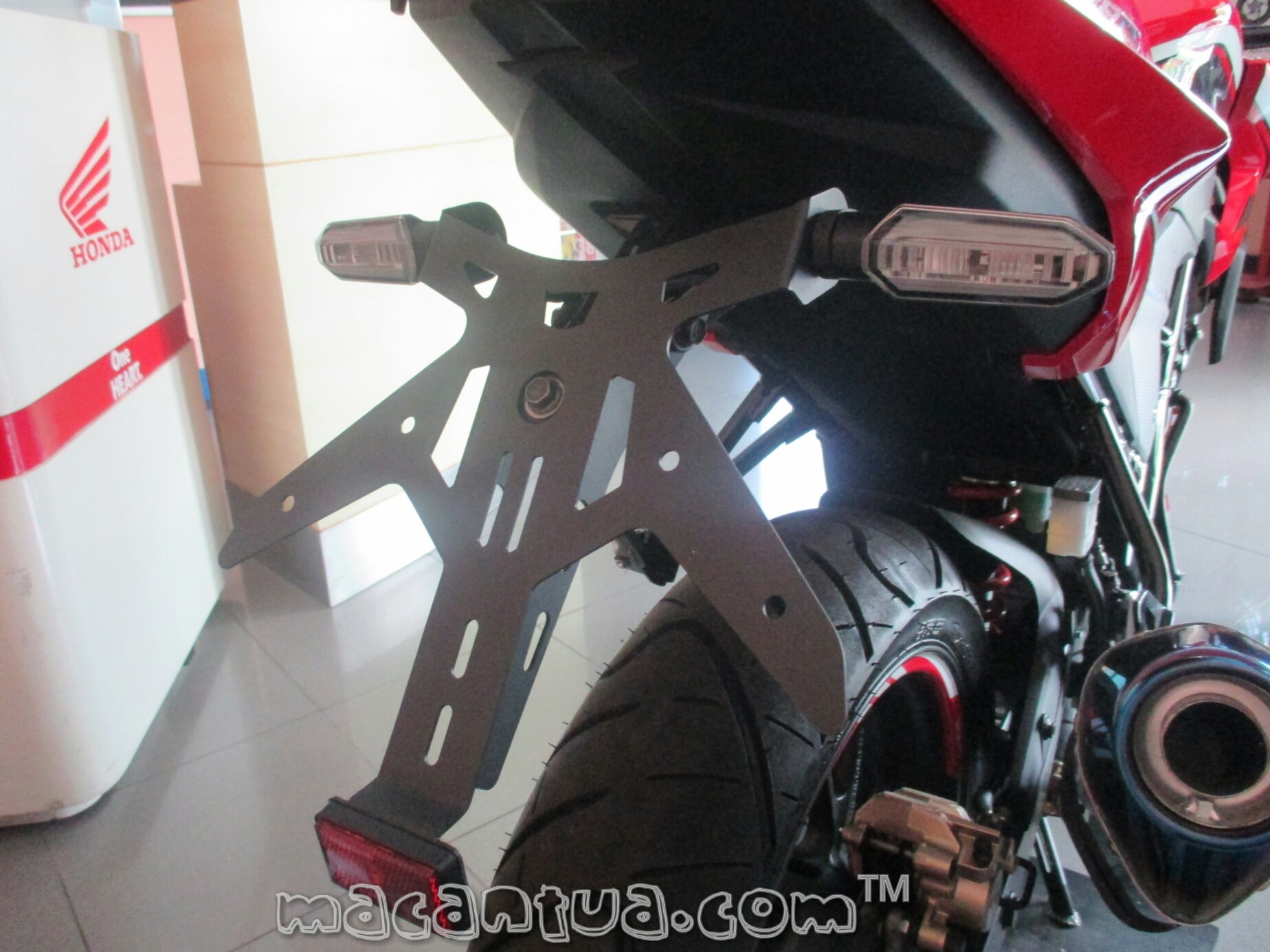 Cara Melepas Spakbor Belakang Cbr150r. Begini Cara Melepas Spakbor CB 150 R Facelift dan Menggantinya