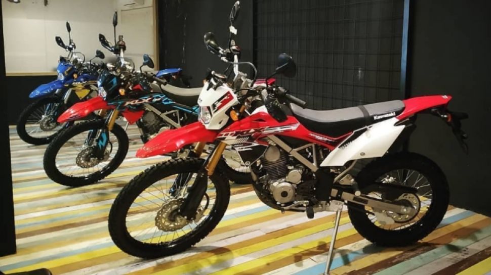 Kawasaki Klx 150 Bf Se Harga Otr. Kawasaki KLX Harga OTR-nya Berapa? Simak Rinciannya