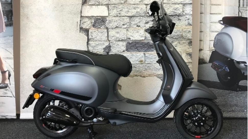 Harga Vespa Sprint Bekas. Harga Vespa Sprint Baru dan Bekas: Mulai dari 30 Jutaan Rupiah