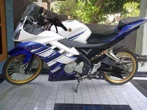 R15 Jari Jari. Yamaha R15 Jari-jari