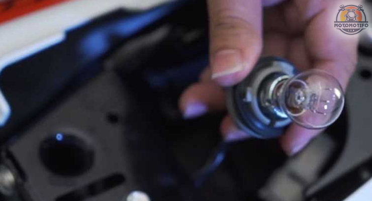 Cara Mengatasi Lampu Motor Redup. 10 Cara Mengatasi Lampu Motor Redup Tanpa ke Bengkel