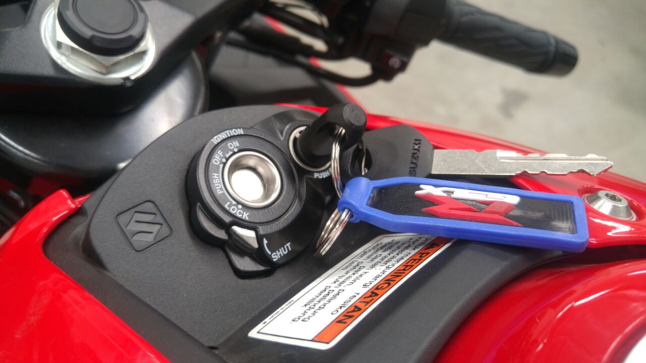 Harga Gsx R150 Shutter Key. Demi tetap survive PT Suzuki Indomobil Sales akhirnya luncurkan