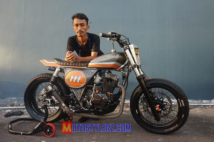 Modifikasi Honda Tiger 2007. Modifikasi Tiger”2007 (Padang): Disengat Pakem Flat Tracker, Aura