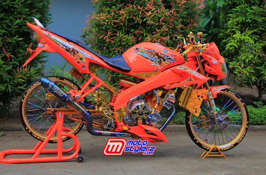 Motor Warna Orange Candy. Modifikasi Vixion”2012-Cilacap: Di Back Up Orange Candy, Maskot