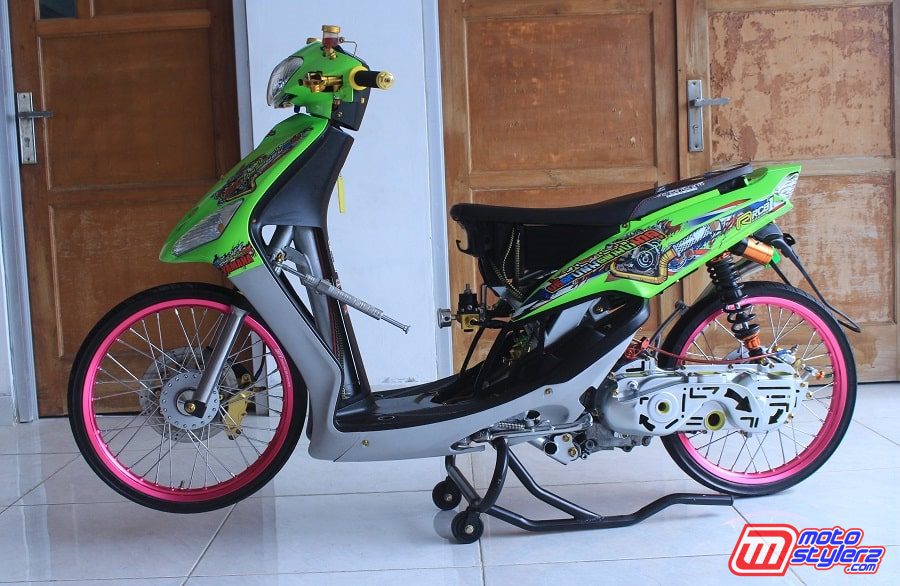 Modifikasi Mio Thailand Look. Modifikasi Mio “2006-Padang: Ganti Haluan, Trend Street Bike