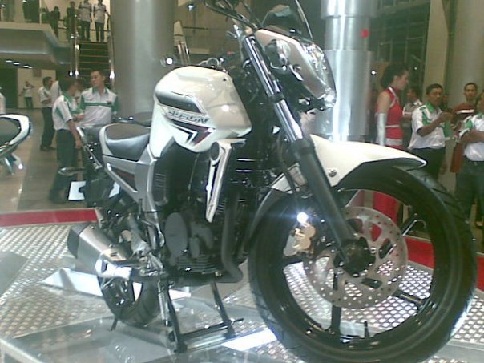 Spesifikasi Yamaha Byson 250cc. Isu Byson 250 cc . . . gimana menyikapinya?