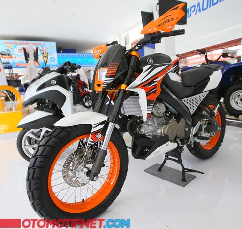 Vixion Supermoto Adventure. Modifikasi New Vixion Advance Jadi Supermoto Mirip KTM