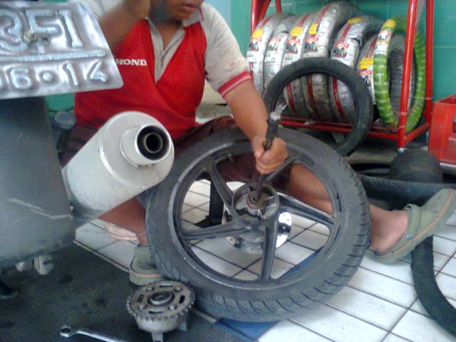 Bearing Gear Supra X 125. Walah… Bearing Roda Supra X 125 juga Minta Diganti – Ochim