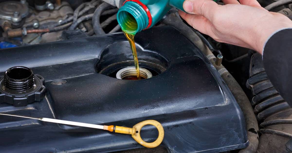 Oli Gearbox Yang Bagus. 7 Merek Oli Matic Terbaik Bikin Ringan Pindah Gigi
