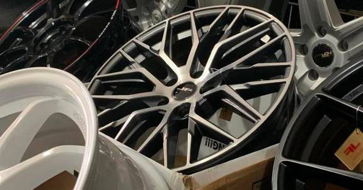 Macam Macam Warna Gold Velg. Tips Ubah Warna Velg Mobil Jadi Lebih Keren