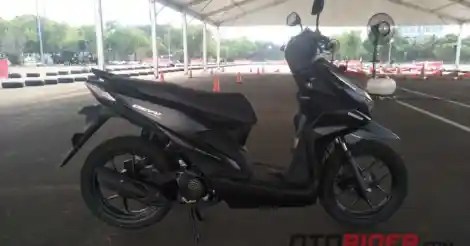 Sketsa Motor Beat. Desainer Honda Ceritakan Estetika Gaya All New Honda BeAT Series