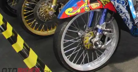 Ban Kecil Beat. Nih, Bahaya Pakai Ban Celup Buat Harian