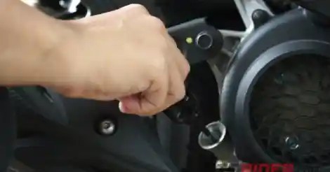 Oli Yang Bikin Suara Mesin Halus. Oli Bisa Bikin Suara Mesin Motor Halus, Mitos atau Fakta?