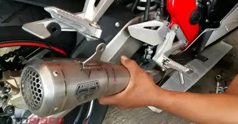 Cara Membuka Fairing Ninja Rr. Cara Mudah Ganti Knalpot Honda CBR250RR, Nggak Perlu Buka