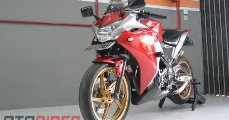 Modifikasi Motor Warna Merah. Modifikasi Motor Berwarna Merah, Cocok Untuk Skutik Hingga Sport