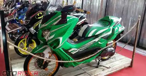 Modif Pelek Nmax. Modifikasi Yamaha NMax, Hasil Kawin Silang