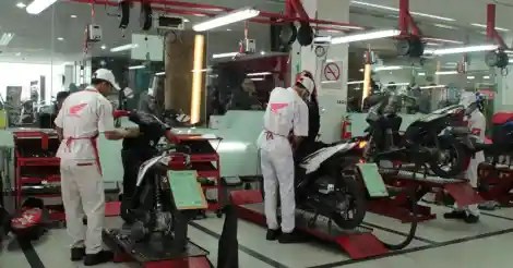 Bengkel Honda Dewi Sartika. Ada Aplikasi Untuk Mempermudah Servis Motor Loh, Ada Hadiah
