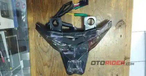 Lampu Belakang Ninja 250 Modif. Anda Pemilik Kawasaki Ninja 250? Silakan Coba Stop Lamp Moto