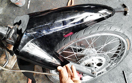 Cara Modifikasi C70. CARA MASANGAN SPATBOR NEW VEGA R DI C70